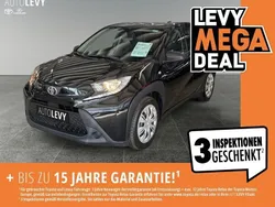 Schwarz Gebraucht 2023 Toyota Aygo Kleinwagen | 13.870 € (Guter Preis)
