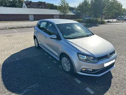 Silber Gebraucht 2016 VW Polo Comfortline Kleinwagen | 8.999 € (Guter Preis)