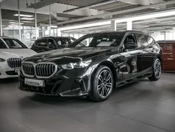 Schwarz Gebraucht 2024 BMW 520 M Sport Limousine | 52.490 € (Superpreis)