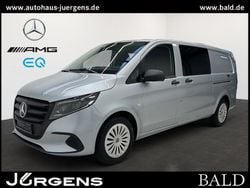 Silber hightechsilber metallic Gebraucht 2024 Mercedes Vito Van / Kleinbus | 51.884 €