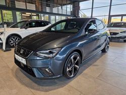 Grau Neu 2025 Seat Ibiza Black Edition Limousine | 26.790 € (Etwas zu teuer)