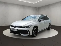 Weiß Gebraucht 2024 VW Golf VIII R-line Kombi | 35.490 € (Etwas zu teuer)