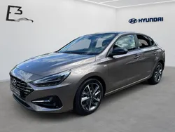 Braun Gebraucht 2022 Hyundai i30 Edition 30+ Limousine | 22.990 € (Fairer Preis)