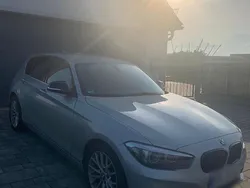 Silber Gebraucht 2018 BMW 118 Sport Line Kleinwagen | 14.950 € (Fairer Preis)