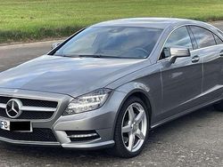Grau Gebraucht 2012 Mercedes CLS350 AMG Coupé | 21.100 € (Guter Preis)