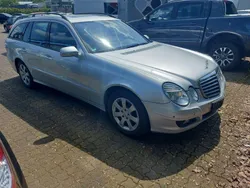 Silber Gebraucht 2007 Mercedes E220 Elegance Kombi | 1.800 €