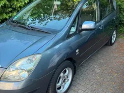 Gebraucht 2004 Toyota Corolla Verso Van / Kleinbus | 3.500 €