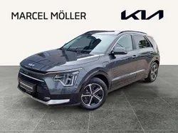 Grau Gebraucht 2022 Kia Niro Style SUV | 29.980 € (Fairer Preis)