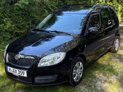 Schwarz Gebraucht 2009 Skoda Roomster Plus Edition Kombi | 5.000 € (Etwas zu teuer)