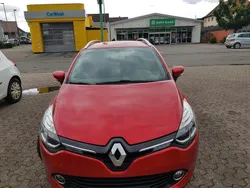 Rot Gebraucht 2013 Renault Clio GrandTour Kombi | 7.990 €
