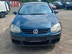 Blau Gebraucht 2004 VW Golf V Limousine | 2.790 € (Fairer Preis)
