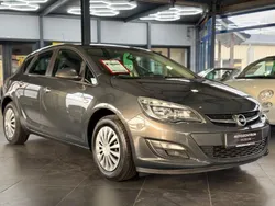Grau Gebraucht 2013 Opel Astra Edition Limousine | 5.990 € (Teuer)