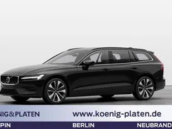 Onyx black (schwarz) Gebraucht 2025 Volvo V60 Core Kombi | 54.490 €