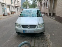 Silber Gebraucht 2006 VW Touran Van / Kleinbus | 2.600 € (Fairer Preis)