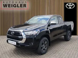 Schwarz Neu 2025 Toyota HiLux Comfort Abholung | 47.250 € (Teuer)