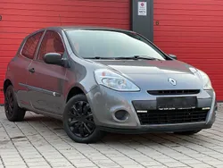 Grau Gebraucht 2012 Renault Clio III Kleinwagen | 3.499 € (Guter Preis)