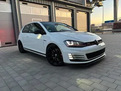 Weiß Gebraucht 2016 VW Golf GTI Coupé | 18.000 €