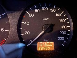 Schwarz Gebraucht 1999 Opel Astra Limousine | 550 € (Guter Preis)