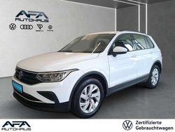 Weiß Gebraucht 2022 VW Tiguan Life SUV | 26.979 € (Fairer Preis)