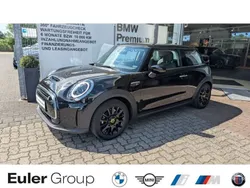 Schwarz Gebraucht 2022 Mini Cooper SE Kleinwagen | 16.788 € (Guter Preis)
