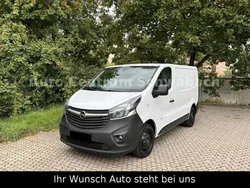 Weiß Gebraucht 2015 Opel Vivaro Van | 5.990 € (Fairer Preis)