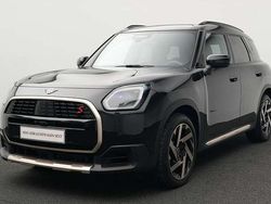 Schwarz Gebraucht 2024 Mini Countryman Favoured SUV | 42.727 € (Superpreis)