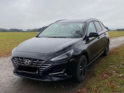 Schwarz Gebraucht 2020 Hyundai i30 Intro Edition Kombi | 17.200 € (Fairer Preis)