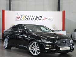 Santorini black metallic Gebraucht 2016 Jaguar XJ Premium Luxury Limousine | 27.991 € (Superpreis)