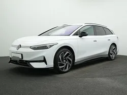Weiss Gebraucht 2024 VW ID.7 Pro Limousine | 53.189 € (Guter Preis)
