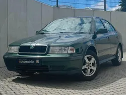Grün Gebraucht 2000 Skoda Octavia Limousine | 1.999 € (Fairer Preis)