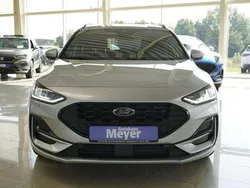 Moondust silber Neu 2024 Ford Focus ST-Line X Kombi | 26.410 € (Guter Preis)