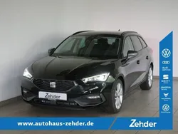 Mitternachtsschwarz Gebraucht 2024 Seat Leon FR Kombi | 28.319 €