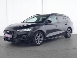 Schwarz Gebraucht 2023 Ford Focus ST-Line X Kombi | 19.787 € (Guter Preis)