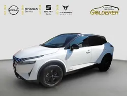 Pearl white/black m Gebraucht 2023 Nissan Qashqai Black Edition SUV | 39.700 €