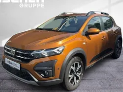 Orange Gebraucht 2021 Dacia Sandero Comfort Kleinwagen | 13.490 € (Guter Preis)