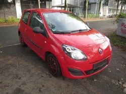 Rot Gebraucht 2009 Renault Twingo Authentique Kleinwagen | 2.390 € (Fairer Preis)