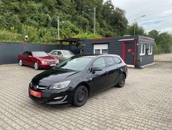 Gebraucht 2014 Opel Astra Energy Kombi | 3.500 € (Guter Preis)