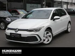 Pure white Gebraucht 2020 VW Golf VIII GTE Limousine | 21.679 € (Guter Preis)