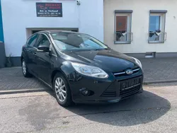 Schwarz Gebraucht 2013 Ford Focus Champions Edition Limousine | 4.499 € (Guter Preis)
