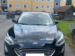 Schwarz Gebraucht 2019 Ford Focus Vignale Limousine | 12.600 € (Fairer Preis)