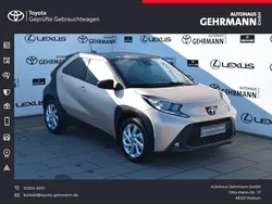 Beige Gebraucht 2022 Toyota Aygo Pulse Kleinwagen | 14.590 € (Fairer Preis)