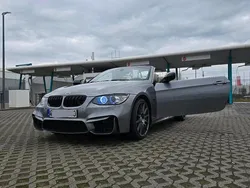 Grau Gebraucht 2025 BMW 330 M Sport Cabrio | 13.999 €