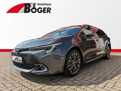 Grau Neu 2025 Toyota Corolla Kombi | 38.820 €