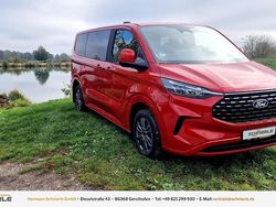Rot Gebraucht 2024 Ford Tourneo Van / Kleinbus | 48.900 € (Teuer)