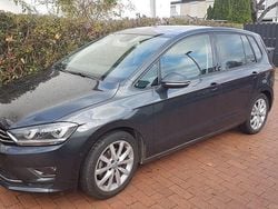 Grau Gebraucht 2016 VW Golf Sportsvan Allstar Van / Kleinbus | 14.850 € (Guter Preis)