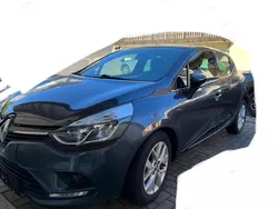 Grau Gebraucht 2018 Renault Clio IV LIMITED Kleinwagen | 9.900 € (Fairer Preis)