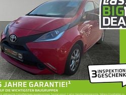 Rot Gebraucht 2016 Toyota Aygo Business Edition Kleinwagen | 6.980 € (Fairer Preis)