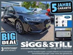 Agate black metallic Gebraucht 2024 Ford Focus ST-Line Kombi | 23.940 € (Guter Preis)