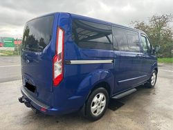 Blau Gebraucht 2016 Ford Transit Custom Van / Kleinbus | 20.500 € (Fairer Preis)