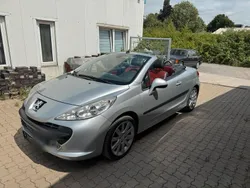 Silber Gebraucht 2008 Peugeot 207 CC Cabrio | 2.290 € (Guter Preis)
